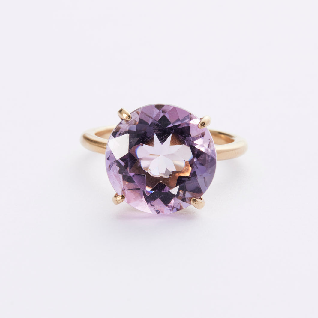 brilliant ring/milky amethyst