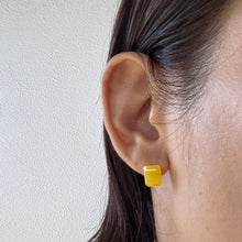 画像をギャラリービューアに読み込む, rectangle pierce/yellow agate
