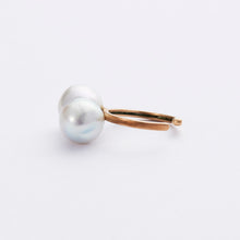 画像をギャラリービューアに読み込む, 【O様専用】twin pearl ear cuff Ⅱ
