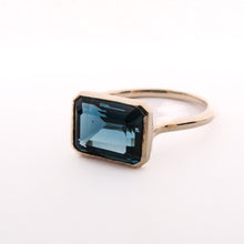 将图片加载到图库查看器，pegasus ring/london blue topaz
