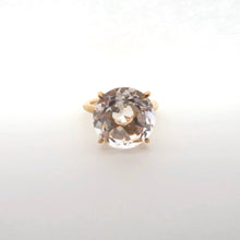 Load image into Gallery viewer, brilliant ring/crystal
